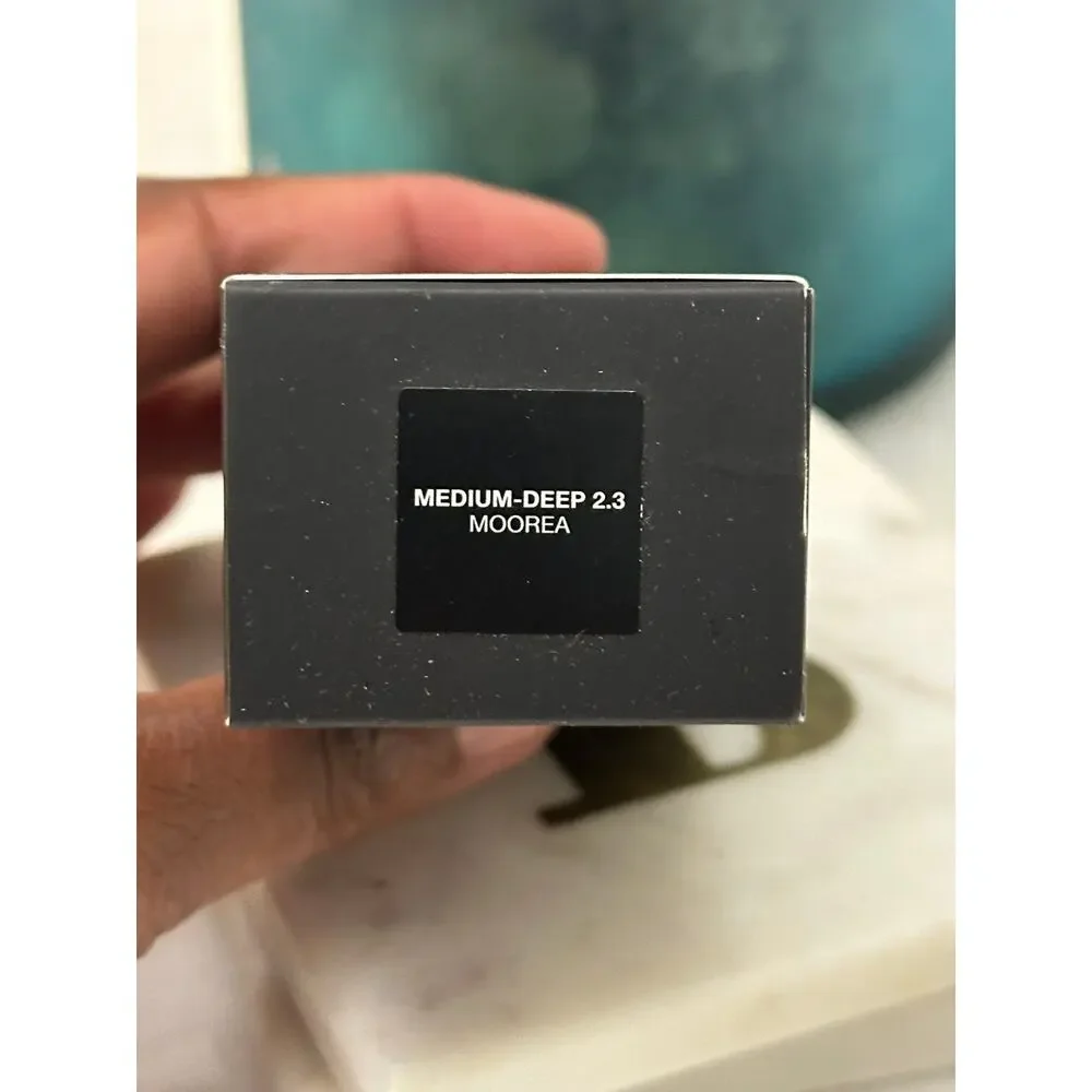 NARS Light Reflecting Foundation Moorea Medium Deep 2.3 NIB Full Size Authentic